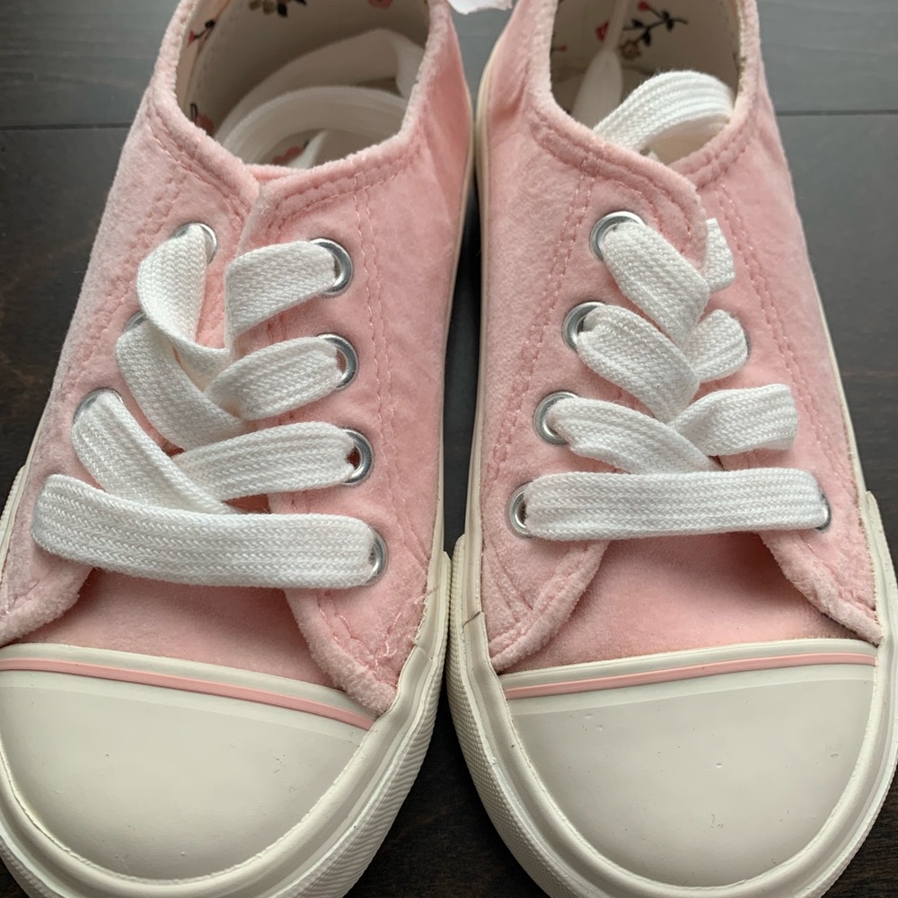 Toddler Pink Velvet Sneakers